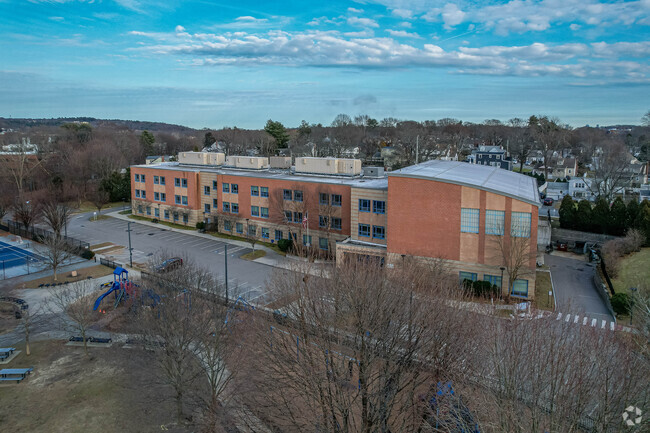 James Fitzgerald Elementary School has a student-teacher ratio of 11 to 1.