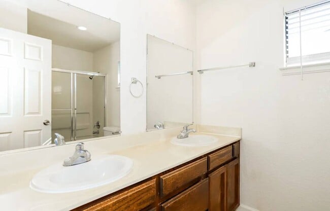 8633 59th Ave, Elmhurst, NY 11373 - photo 6