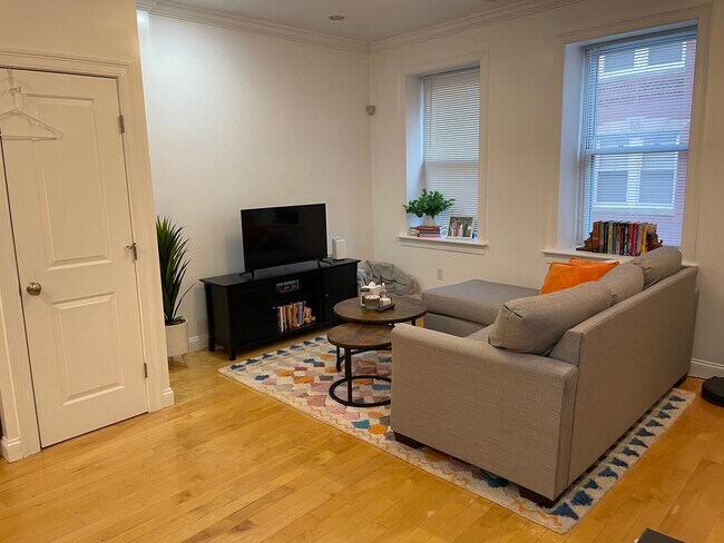 10 Sheafe St unit 2, Boston, MA 02113 - photo 7