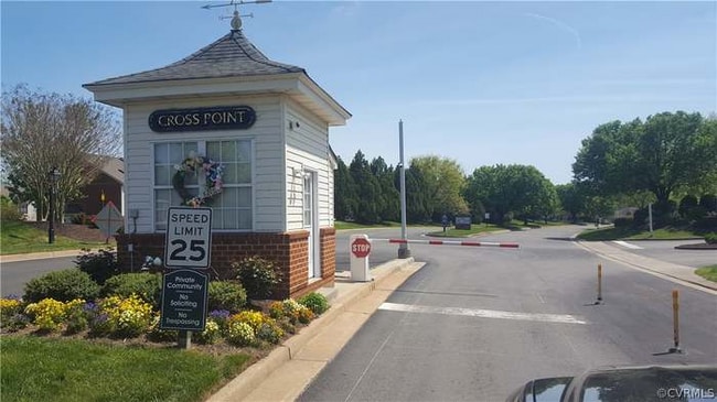 9000 Links Ln, Glen Allen, VA 23059 - photo 2