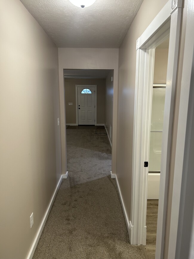 1196 Walt Lake Trail unit Lake Point 3 Condos, Sandusky, OH 44870 - photo 6