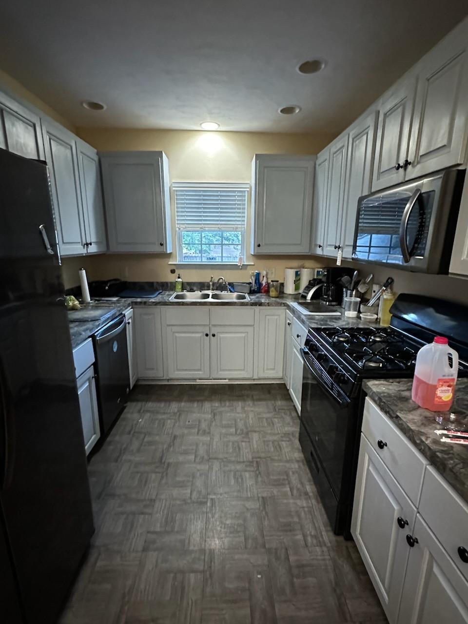 316 W 31st St, Norfolk, VA 23508 - photo 1