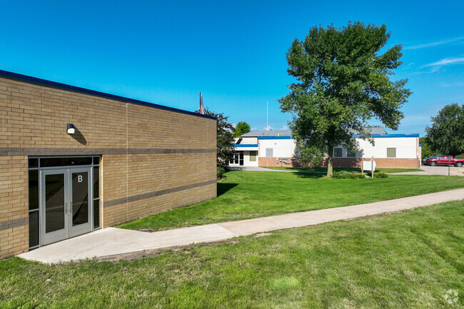 Humphrey Elementary School employs an academic-rich curriculum.