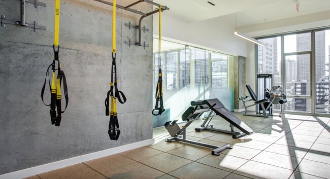 160 N Desplaines St, Chicago, IL 60661 - photo 6