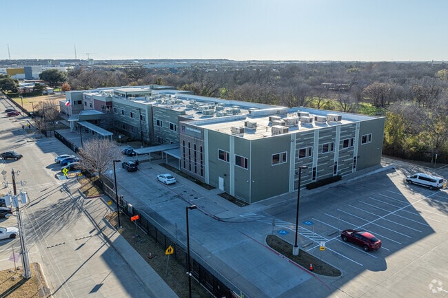 Uplift Heights Preparatory High School has a student-teacher ratio of 13:1.