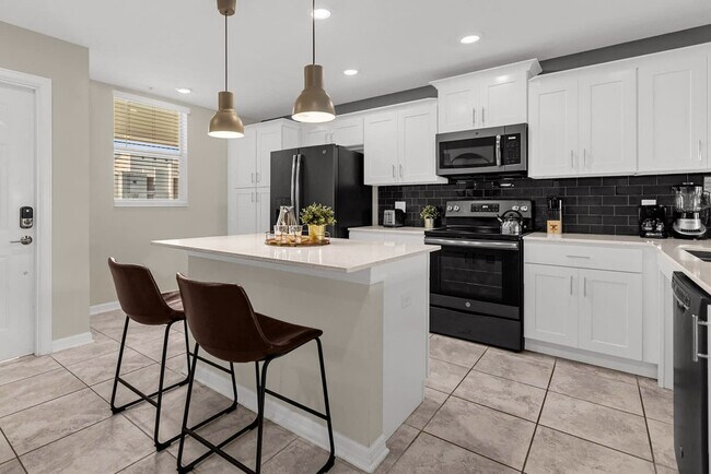 3120 Paradox Cir unit ID1244733P, Kissimmee, FL 34746 - photo 3