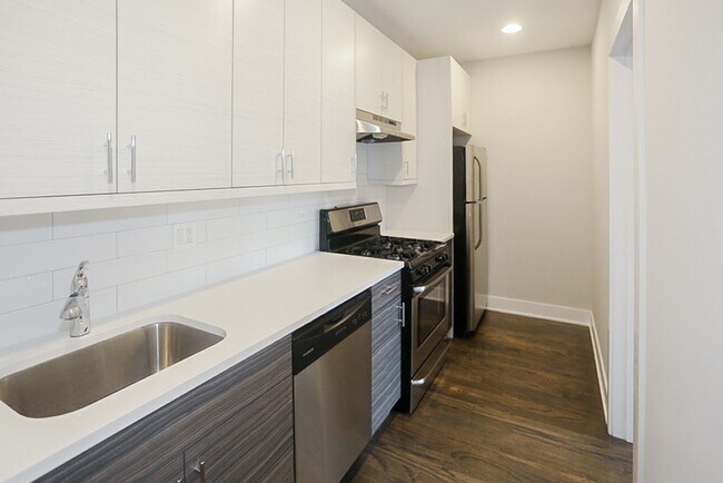 3919 N Janssen Ave unit 3, Chicago, IL 60613 - photo 5