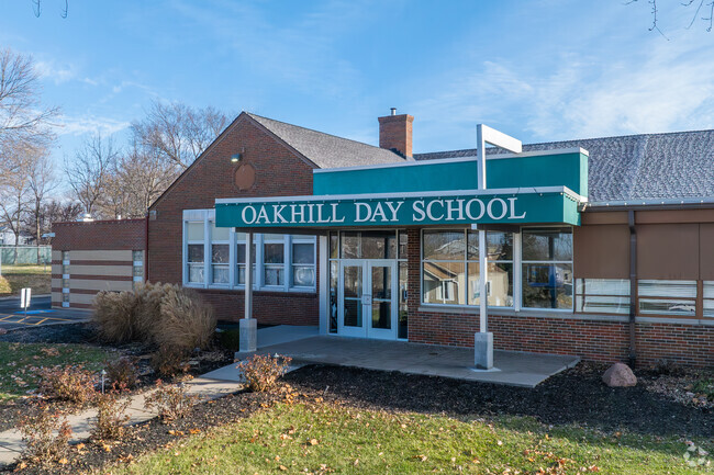 Students at Oakhill Day School discover themselves as learners.
