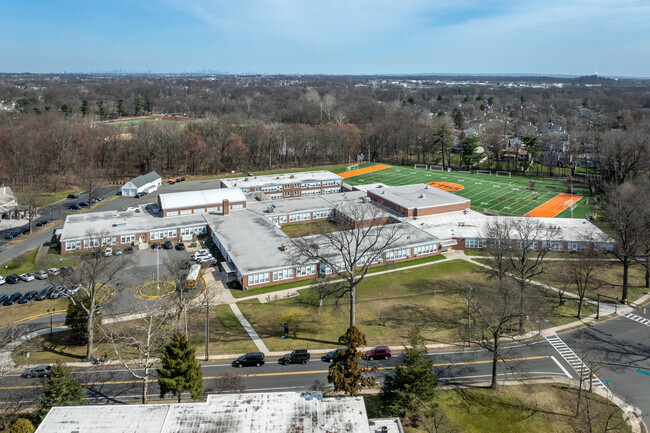 Florence M. Gaudineer Middle School is a highly rated, public school located in Springfield, NJ.