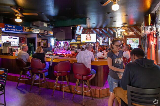 Meet up with friends at the Fireside Inn near Thornburg.