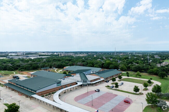 Walnut Grove Elementary has a student-teacher ratio of 14-1.