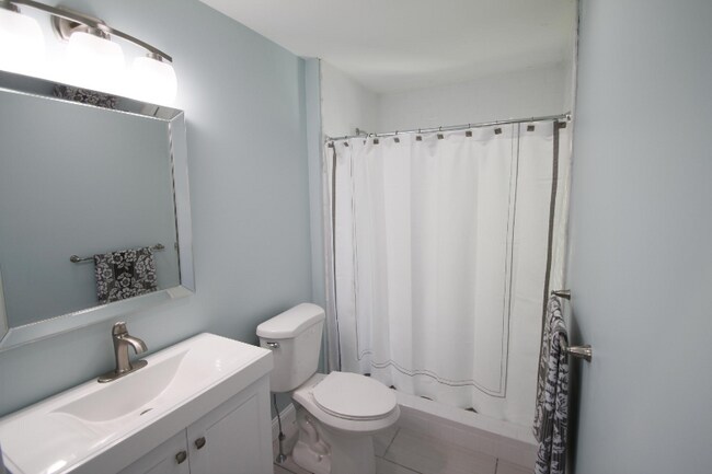 16 Trenton St unit G, Providence, RI 02906 - photo 6