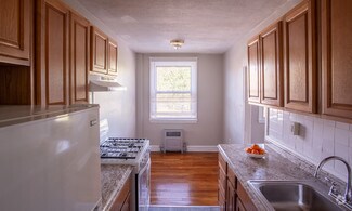 83 S State Rd, Upper Darby, PA 19082