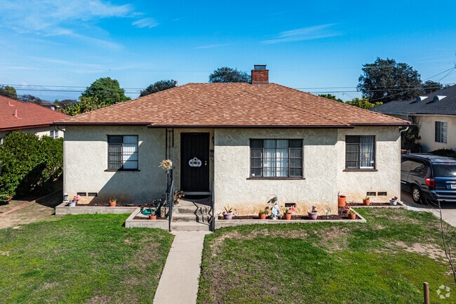 The homes in the Airport Tract neighborhood feature a mix of classic and modern styles.