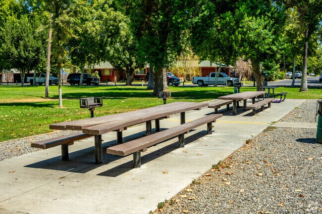 Esparto Community Park features playgrounds and picnic tables.