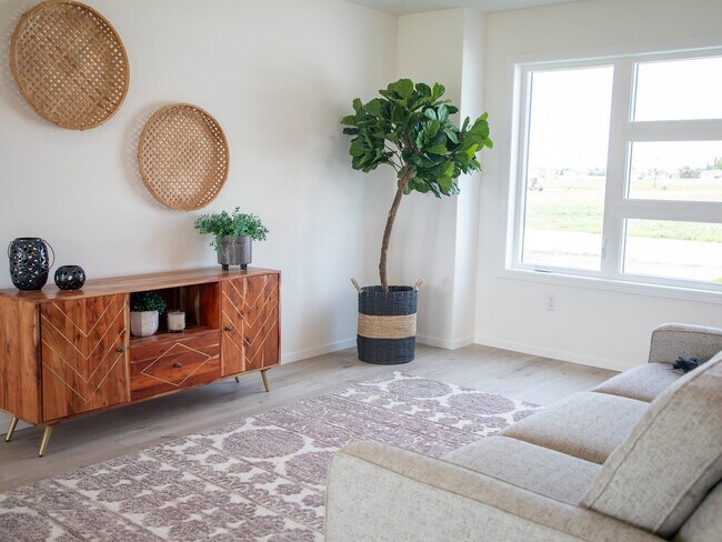 405 Wren Dr, Grand Forks, ND 58201 - photo 4