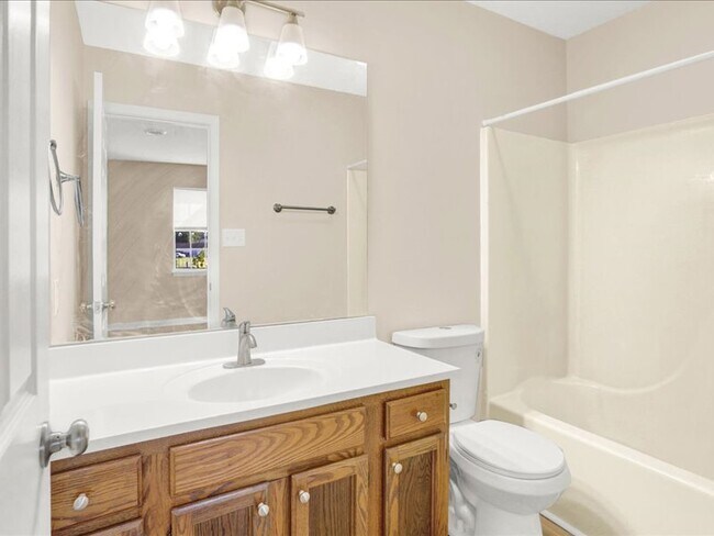 809 Old Silver Spring Rd, Mechanicsburg, PA 17055 - photo 7