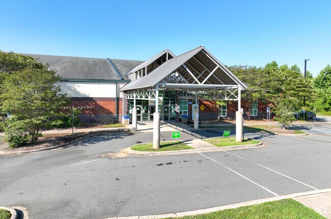 Kids enjoy James Martin Middle School in University City - South