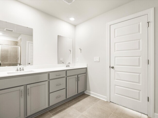 797 Treeline Rd, Moore, SC 29369 - photo 7