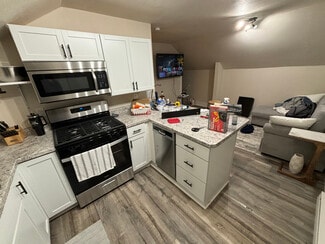 517 7th St E, Hastings, MN 55033