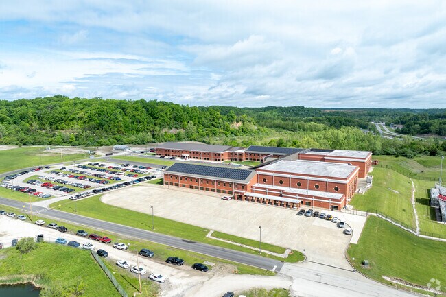 Boyd County High School's facilities include modern classrooms and athletic complexes in Cannonsburg.