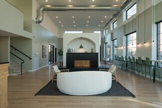 6185 Village View Dr, West Des Moines, IA 50266