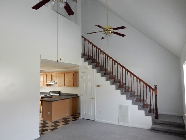 124 Forest Meadow Ln unit 3, New Tazewell, TN 37825 - photo 3