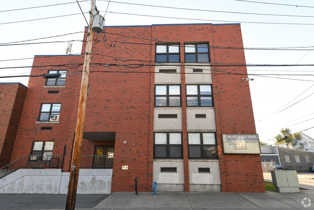 Calcutt Middle School provides education in the neighborhood of 
Central Falls.