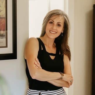 Suz Farah