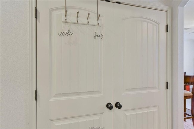 127 Armored Ave, College Station, TX 77845 - photo 7