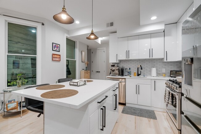 287 Webster Ave, Jersey City, NJ 07307 - photo 7