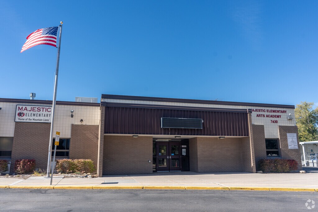 Majestic Elementary Arts Academy provides education in the neighborhood of 
West Jordan.