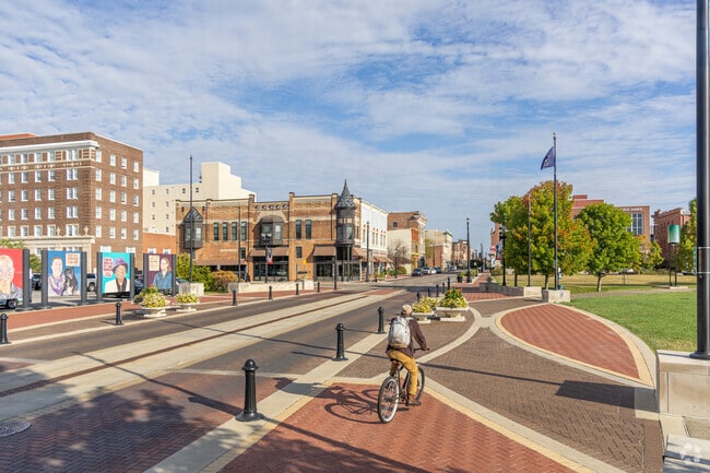 Bicycling into and around the Downtown Muncie area is a easy with many connection trails.