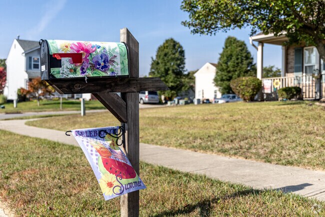 In Gateway, well-kept lawns reflect the pride residents have in their neighborhood’s appearance.