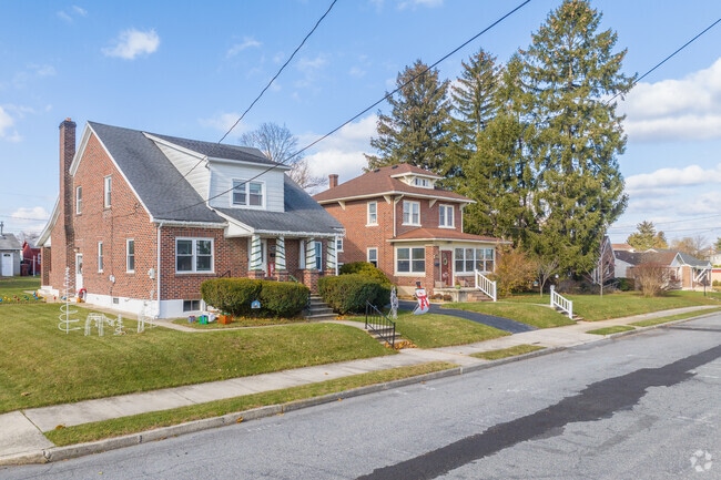 Craftsman homes mix with American Foursqaures in Hokendauqua.