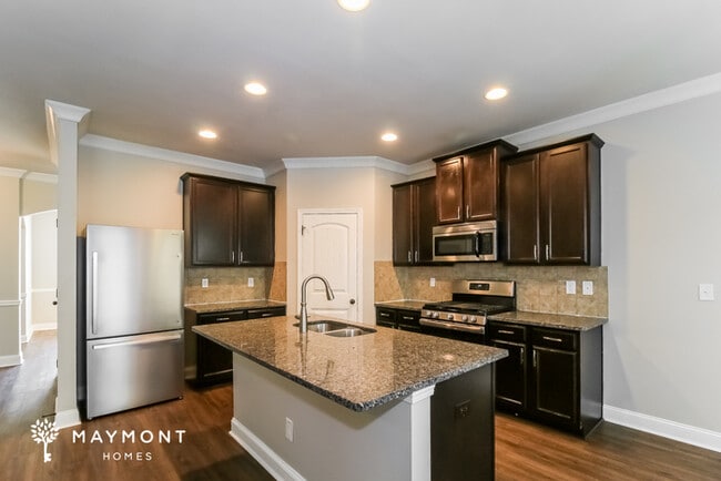 1915 Poplar Falls Ave, Lithonia, GA 30058 - photo 5