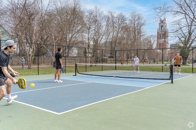 Scantlebury Park is located on the corner of Ashmun & Webster streets in New Haven, CT.