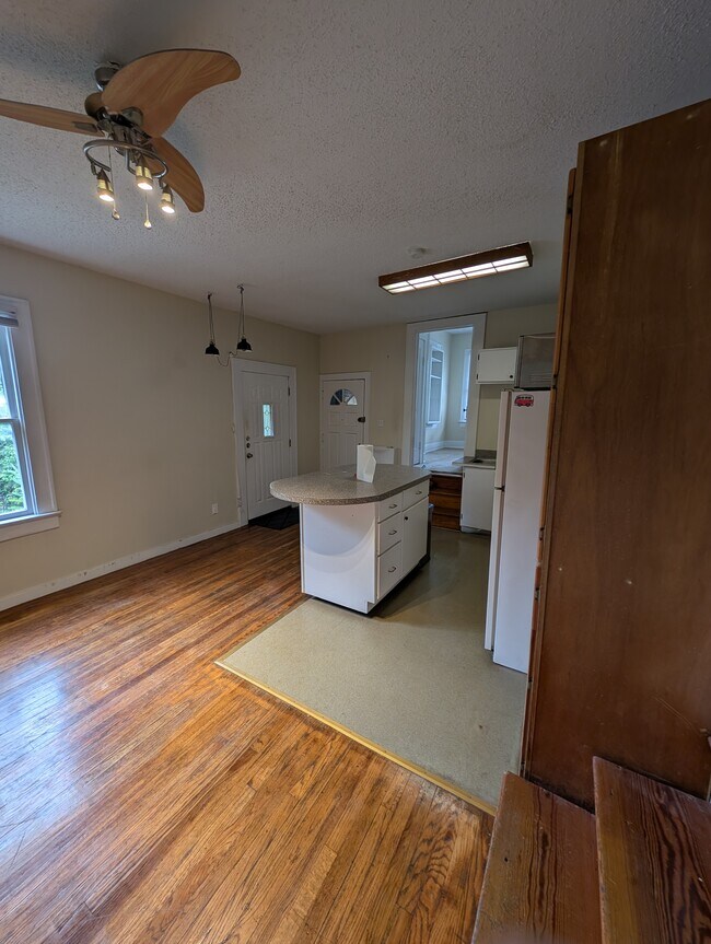 3715 Tom Green St unit 3715.B Tom Green, Austin, TX 78705 - photo 2