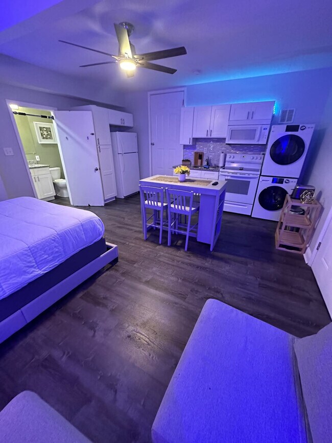 3317 W St Conrad St unit ID1366622P, Tampa, FL 33607 - photo 6