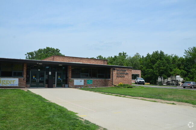 Hillcrest Elementary School provides exemplary education in Dearborn Heights.