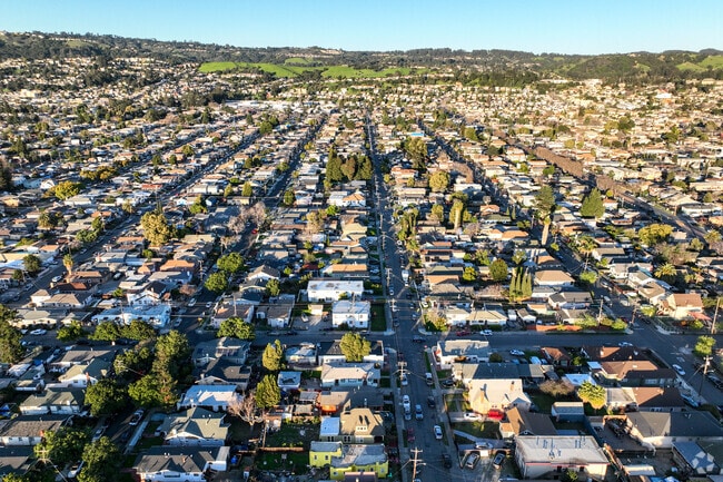 The Webster neighborhood isn’t flashy but provides affordable living in East Oakland.