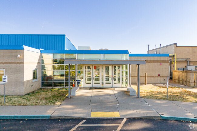 Gray Elementary School, Rankings & Reviews - Homes.com