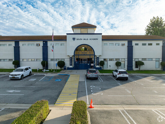 Suzanna Int'L School of Art and Design is a premier PreK-12 educational institution.