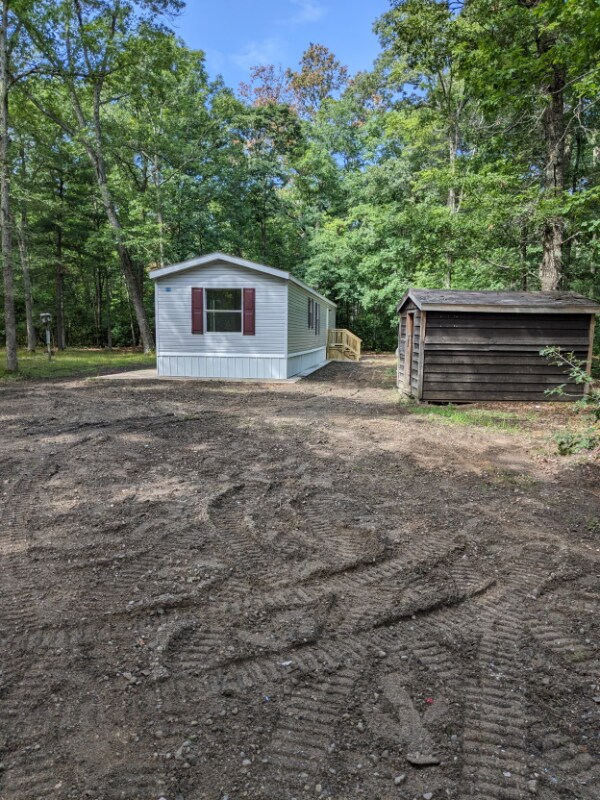 4684 Rosemarie St, Irons, MI 49644