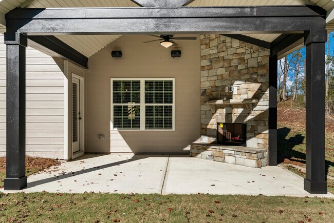 49 Sugar Maple Dr unit 36456389, Fort Mitchell, AL 36856 - photo 2