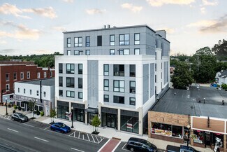 55 N Main St, Rochester, NH 03867