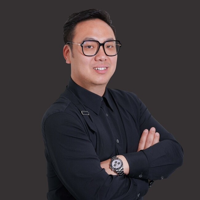 Agent Photo