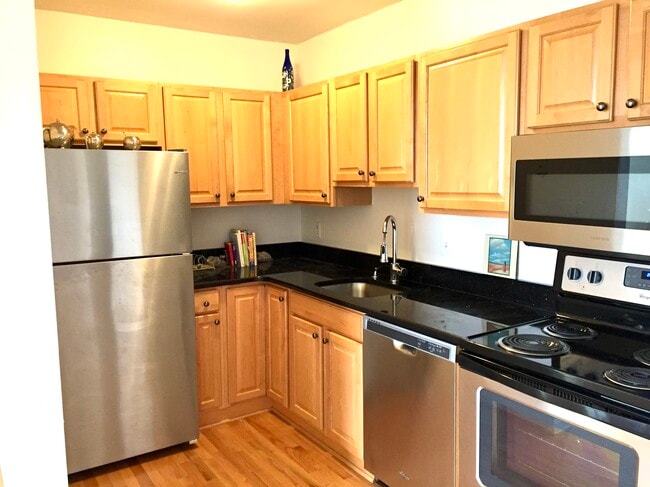 730 11th St NE unit 403, Washington, DC 20002 - photo 6
