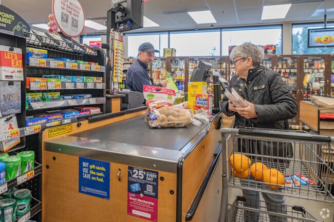 QFC in Wilderness Village serves shoppers from surrounding Black Diamond neighborhoods.