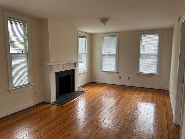 505 Hawke St unit 1, Fredericksburg, VA 22401 - photo 5